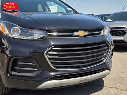 Certified 2020 Chevrolet Trax LT w/ LT Convenience Package AWD/4WD image 8