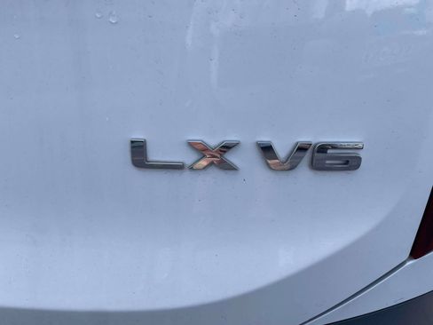Used 2021 Kia Telluride LX FWD image 8