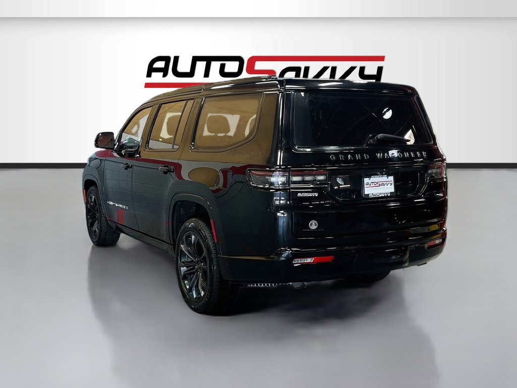 Used 2023 Jeep Grand Wagoneer Series II w/ Quick Order Packagew 28T AWD/4WD image 5