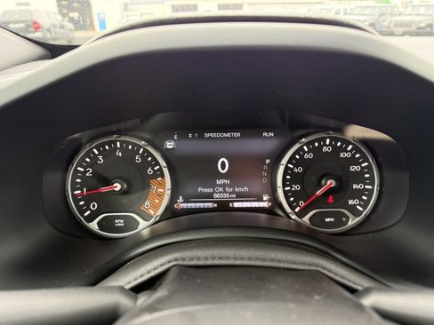 Used 2022 Jeep Renegade Latitude AWD/4WD image 21