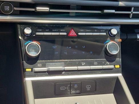 New 2026 Hyundai Santa Fe SE FWD image 14
