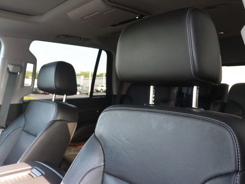 Used 2020 Chevrolet Tahoe Premier AWD/4WD image 13