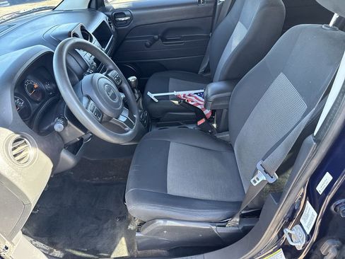 Used 2014 Jeep Patriot Sport FWD image 11