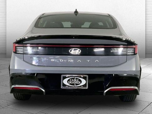 Used 2024 Hyundai Sonata SEL FWD image 3