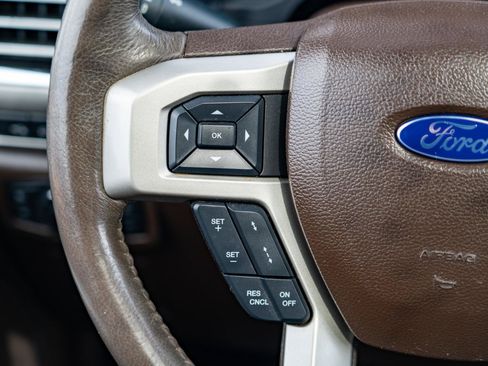 Used 2016 Ford F150 King Ranch w/ Equipment Group 601A Luxury AWD/4WD image 23