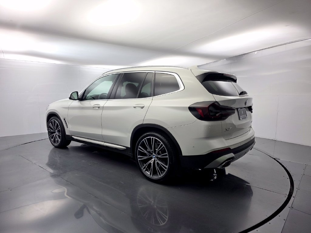 Certified 2024 BMW X3 sDrive30i w/ Convenience Package RWD image 4