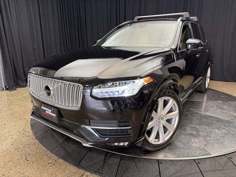 Used 2016 Volvo XC90 T6 image 3