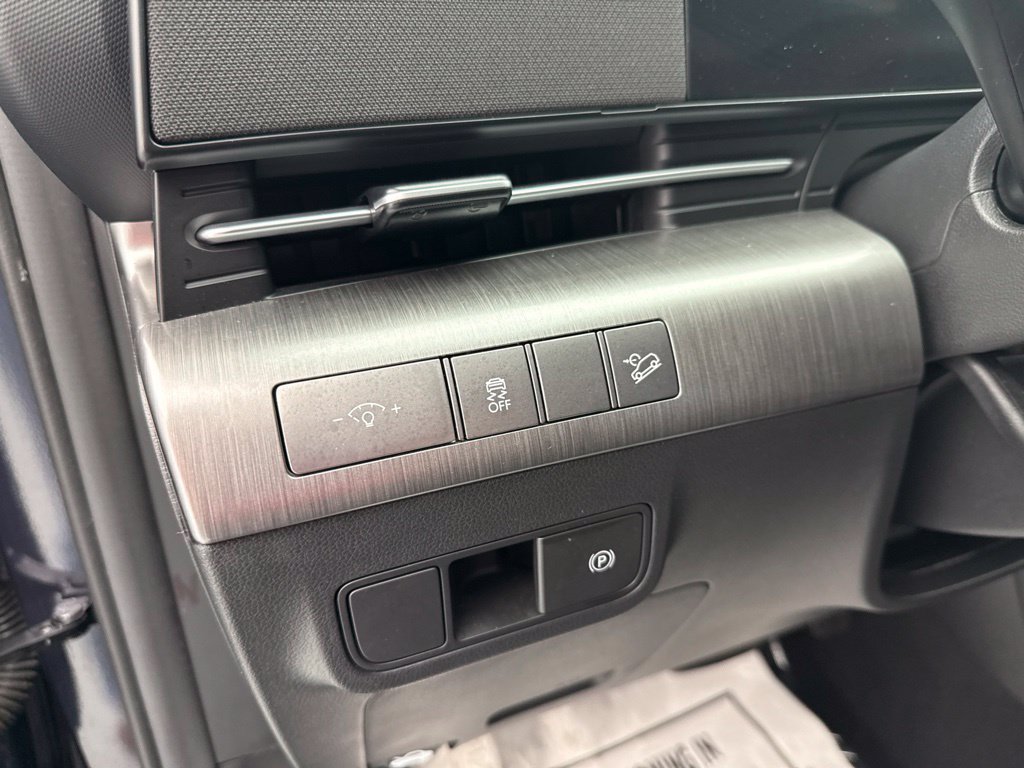 Used 2024 Hyundai Kona SEL AWD/4WD image 19