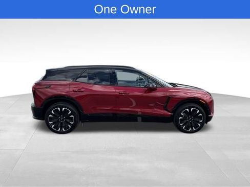 Used 2025 Chevrolet Blazer EV RS w/ Super Cruise Package AWD/4WD image 4
