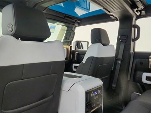 Used 2024 GMC Hummer EV 3X w/ Omega Edition image 30