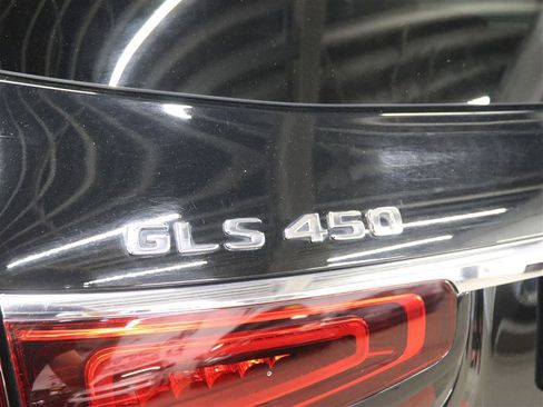 Used 2020 Mercedes-Benz GLS 450 4MATIC image 9