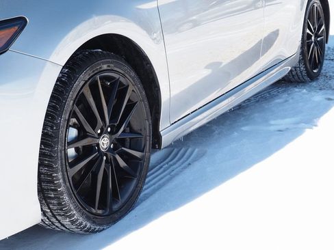 Used 2024 Toyota Camry XSE image 10