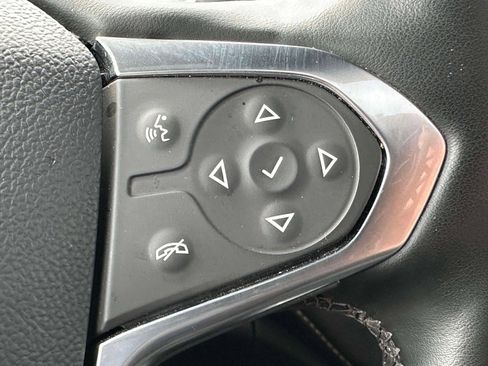 Certified 2023 Chevrolet Traverse LT w/ LT Premium Package image 25