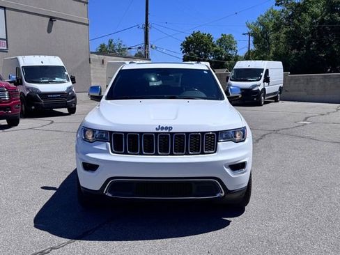 Used 2020 Jeep Grand Cherokee Limited AWD/4WD image 11