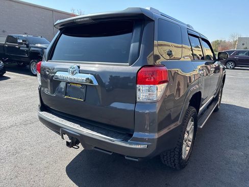 Used 2010 Toyota 4Runner SR5 image 9