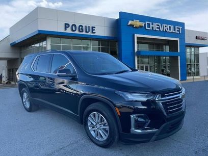 Used 2023 Chevrolet Traverse LT