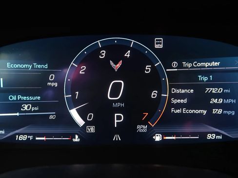 Used 2021 Chevrolet Corvette Stingray Premium Cpe w/ Battery Protection Package RWD image 33