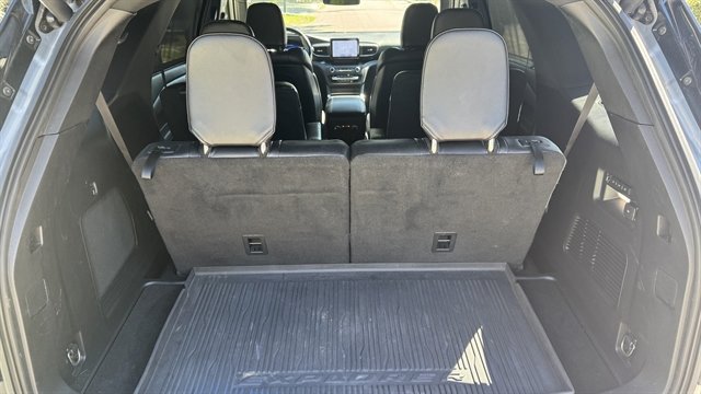 Used 2020 Ford Explorer ST AWD/4WD image 12