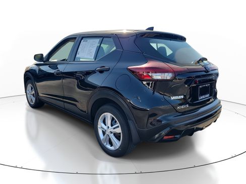 Used 2024 Nissan Kicks S image 6