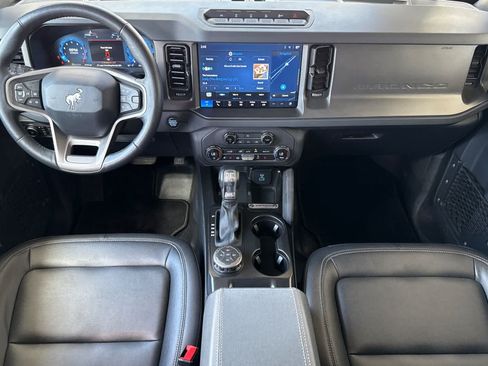 Certified 2025 Ford Bronco Badlands AWD/4WD image 14