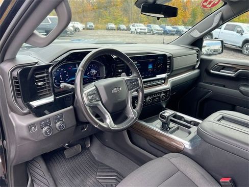 Used 2022 Chevrolet Silverado 1500 LT Trail Boss w/ Protection Package image 10