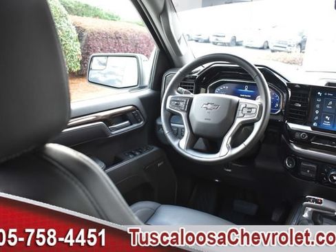 Used 2025 Chevrolet Silverado 1500 RST AWD/4WD image 25