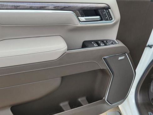 New 2026 Chevrolet Silverado 1500 LTZ w/ LTZ Premium Texas Edition AWD/4WD image 13