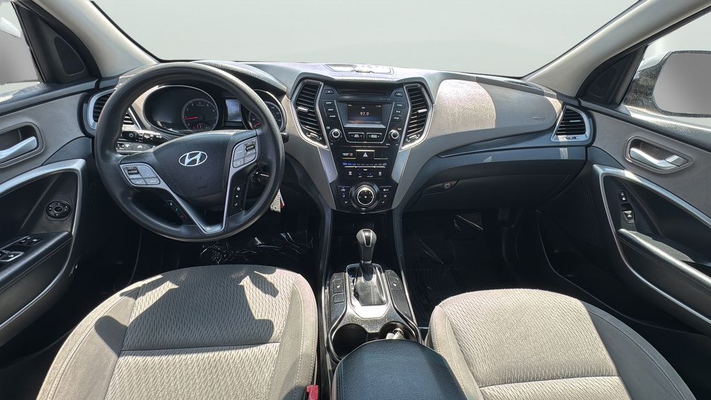 Used 2016 Hyundai Santa Fe SE AWD/4WD image 30