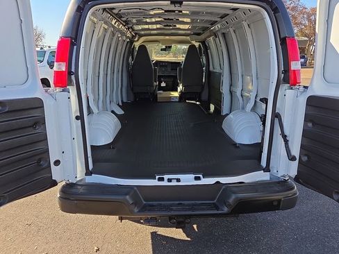 New 2025 Chevrolet Express 3500 Extended w/ Driver Convenience Package image 8