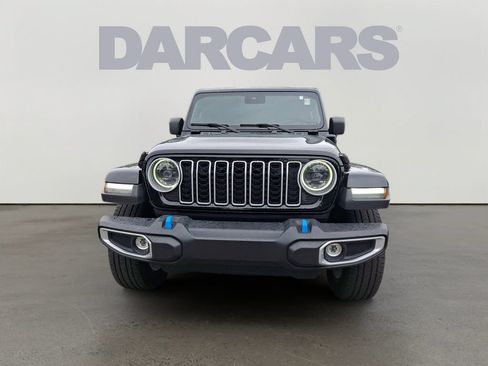 Used 2024 Jeep Wrangler Unlimited Sahara AWD/4WD image 2