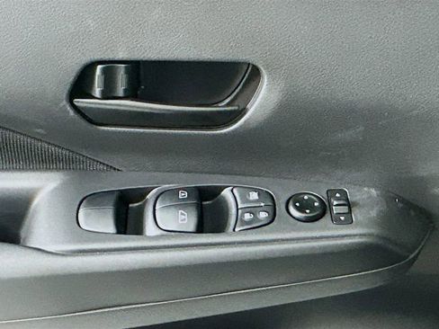 New 2025 Nissan Kicks Play S FWD image 20