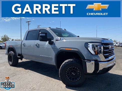 Used 2024 GMC Sierra 2500 SLE w/ SLE Value Package; AWD/4WD image 1