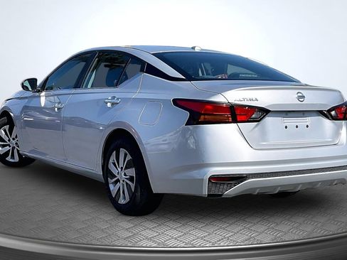 Used 2020 Nissan Altima 2.5 S FWD image 2