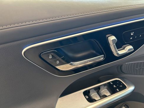 Used 2024 Mercedes-Benz GLC 43 AMG 4MATIC image 45