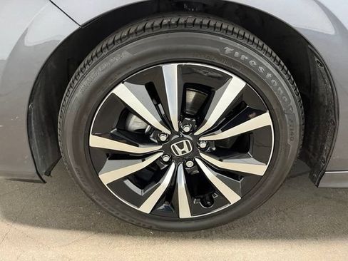 Used 2024 Honda Civic EX image 28