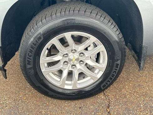 Used 2020 Chevrolet Silverado 1500 LT image 22