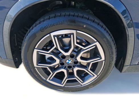 Used 2026 BMW X1 xDrive28i w/ Technology Package image 11