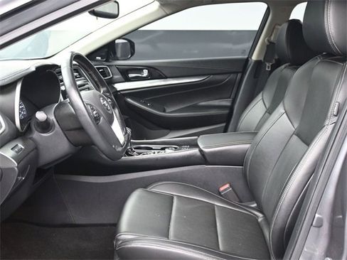 Used 2020 Nissan Maxima 3.5 SL w/ Floor Mat Group image 11