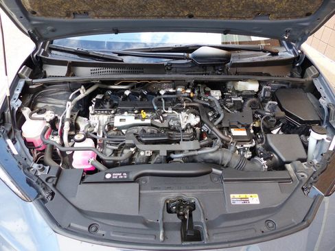 Used 2024 Toyota Prius LE FWD image 15
