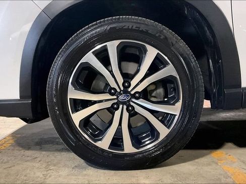 Used 2023 Subaru Forester Limited AWD/4WD image 9