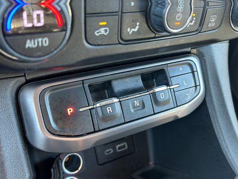 Used 2020 GMC Acadia AT4 w/ Driver Alert Package II image 22