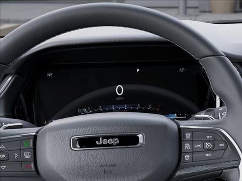 New 2026 Jeep Grand Cherokee L Laredo image 17