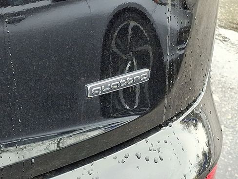 Certified 2023 Audi Q5 2.0T Premium w/ Convenience Package image 32