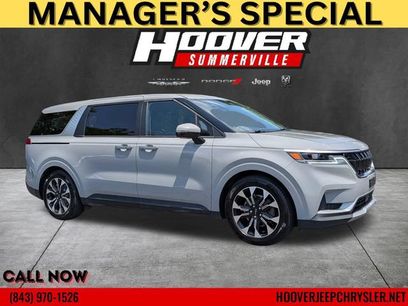 Used 2023 Kia Carnival EX