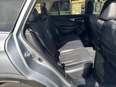 Used 2022 Subaru Outback Limited image 32