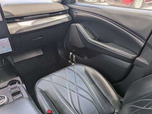 Used 2023 Ford Mustang Mach-E Select RWD image 17