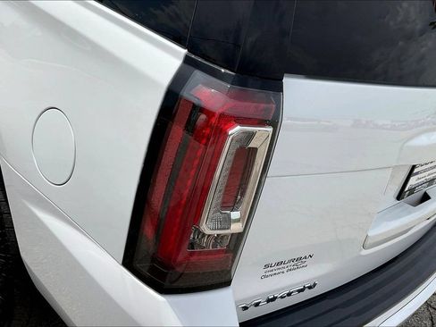 Used 2019 GMC Yukon SLT AWD/4WD image 28