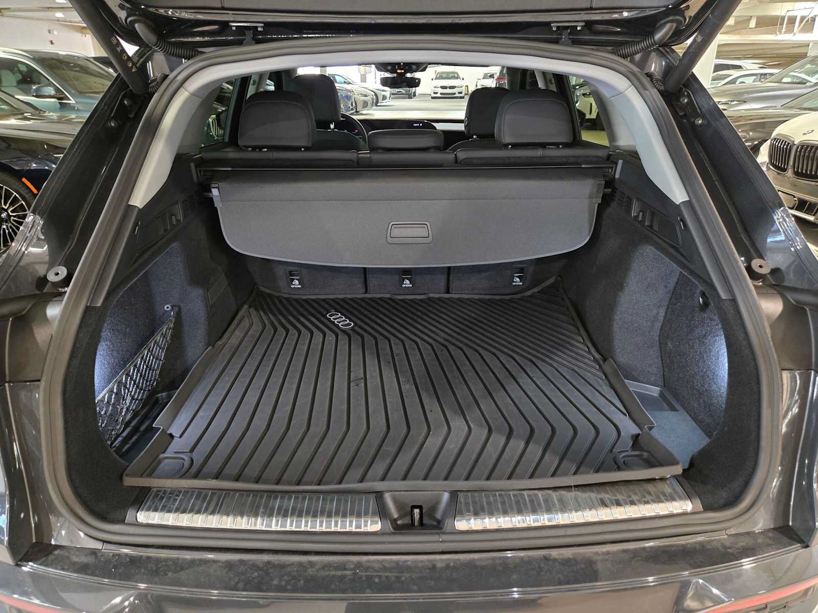 Used 2025 Audi Q5 Premium AWD/4WD image 12