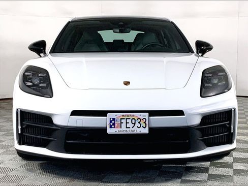 Certified 2024 Porsche Panamera 4 AWD/4WD image 6
