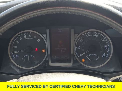 Used 2019 Toyota Tacoma SR5 RWD image 28